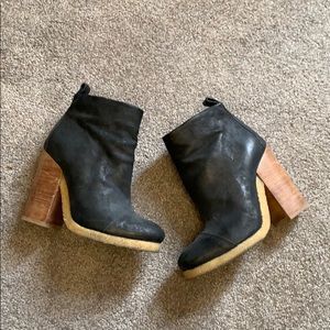 Size 38 All Saints booties